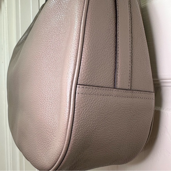 Coach Harley Structured Large Hobo in Taupe Grey Pebbled Leather - Picture 5 of 14